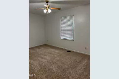 406 W Harnett Street, Benson, NC 27504 - Photo 12