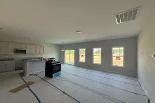 38 Fiddleneck Ct, Selma, NC 27576 - Photo 2