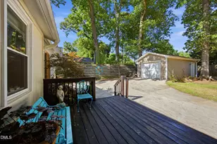 311 Dunhagan Pl, Cary, NC 27511 - Photo 4