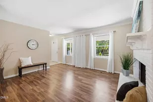 311 Dunhagan Pl, Cary, NC 27511 - Photo 10