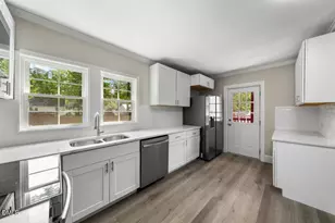 2526 N Roxboro St, Durham, NC 27704 - Photo 16
