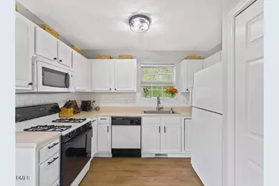 5600 Rolling Court, Raleigh, NC 27616 - Photo 8