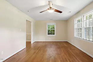 6725 W Lake Anne Dr, Raleigh, NC 27612 - Photo 10