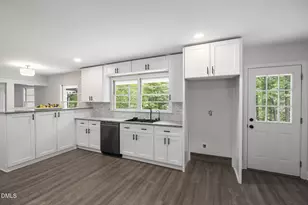 2000 Markham Dr, Sanford, NC 27330 - Photo 18