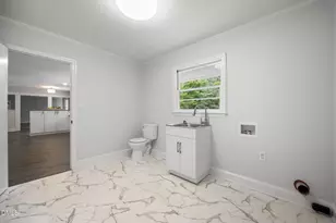 2000 Markham Dr, Sanford, NC 27330 - Photo 22