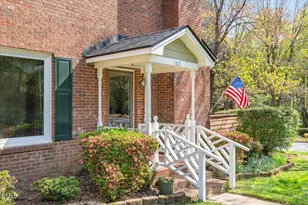 102 New Britain Ct, Cary, NC 27511 - Photo 4