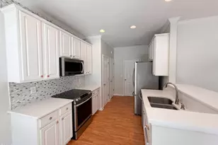 8409 Aztec Dawn Ct, Raleigh, NC 27613 - Photo 2