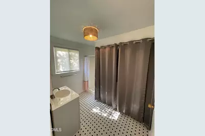 1009 Canterbury Road, Raleigh, NC 27607 - Photo 20