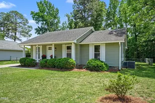 6909 Media Dr, Fayetteville, NC 28314 - Photo 4