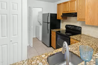 4900 Avenida Del Sol Drive, Raleigh, NC 27616 - Photo 10