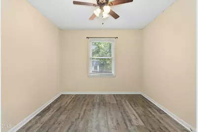 238 E Vance, Zebulon, NC 27597 - Photo 12