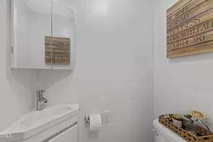 404 Northside Dr, Chapel Hill, NC 27516 - Photo 26
