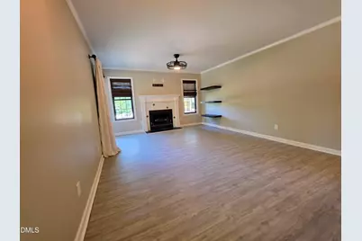 3803 Chimney Ridge Place #Apt 004, Durham, NC 27713 - Photo 2