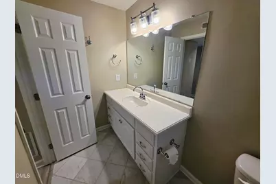 3803 Chimney Ridge Place #Apt 004, Durham, NC 27713 - Photo 10