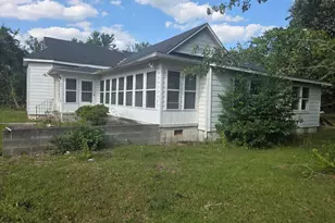 5747 Medicus Ln, Hope Mills, NC 28348 - Photo 2