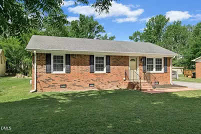 813 Rosemary Street, Erwin, NC 28339 - Photo 2
