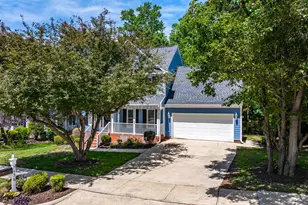 2438 Castleburg Dr, Apex, NC 27523 - Photo 2