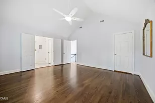 2204 Oxford Hills Dr, Raleigh, NC 27608 - Photo 38