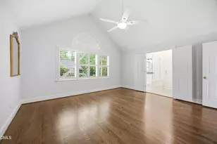 2204 Oxford Hills Dr, Raleigh, NC 27608 - Photo 24