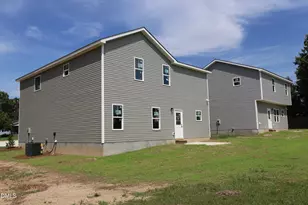 125 Wilson St, Erwin, NC 28339 - Photo 4