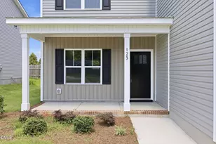 125 Wilson St, Erwin, NC 28339 - Photo 2