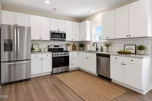 125 Wilson St, Erwin, NC 28339 - Photo 2