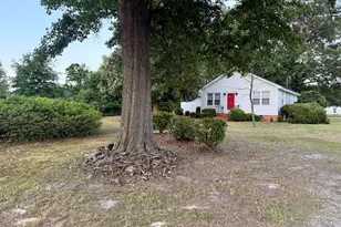 1439 Hill Rd, Smithfield, NC 27577 - Photo 2