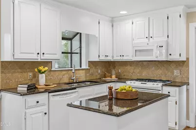 102 Medallion Circle, Cary, NC 27513 - Photo 18
