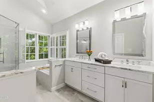 102 Medallion Cir, Cary, NC 27513 - Photo 24