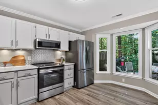 318 Silverberry Ct, Cary, NC 27513 - Photo 12