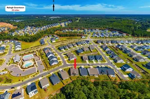200 Wonderberry Wy, Holly Springs, NC 27540 - Photo 4