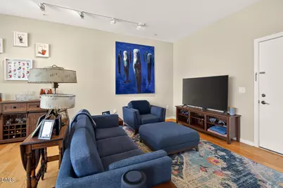130 E Main Street #Apt 201, Durham, NC 27701 - Photo 4