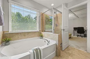 160 Token House Rd, Durham, NC 27703 - Photo 8