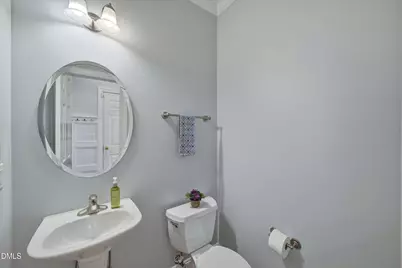 517 Commons Walk Circle, Cary, NC 27519 - Photo 18