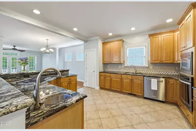 517 Commons Walk Circle, Cary, NC 27519 - Photo 18