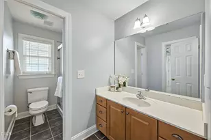 517 Commons Walk Cir, Cary, NC 27519 - Photo 38