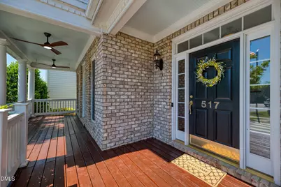517 Commons Walk Circle, Cary, NC 27519 - Photo 4