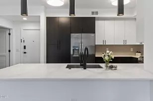 615 W Peace St, Raleigh, NC 27605 - Photo 14