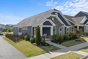 232 Stone River Dr, Wendell, NC 27591 - Photo 2