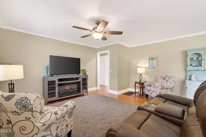 326 Wheat Street, Kinston, NC 28504 - Photo 12