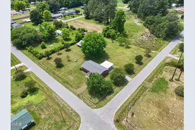 326 Wheat Street, Kinston, NC 28504 - Photo 2