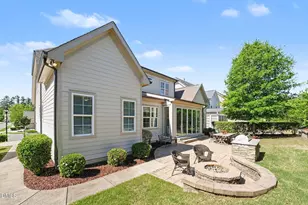 2721 Belmont View Loop, Cary, NC 27519 - Photo 10