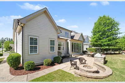 2721 Belmont View Loop, Cary, NC 27519 - Photo 12