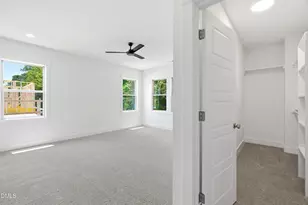 700 Mildred Oaks Ct, Cary, NC 27519 - Photo 16