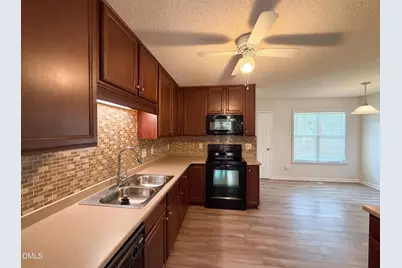 470 Kinsman Court, Fuquay Varina, NC 27526 - Photo 2
