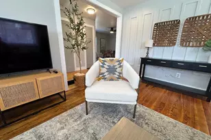310 Crest Dr, Chapel Hill, NC 27516 - Photo 12