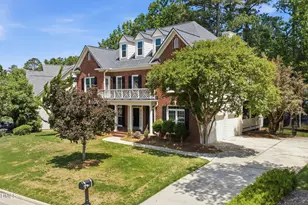 305 Birdwood Ct, Cary, NC 27519 - Photo 2