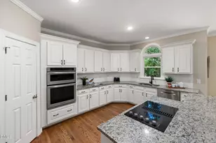 305 Birdwood Ct, Cary, NC 27519 - Photo 20
