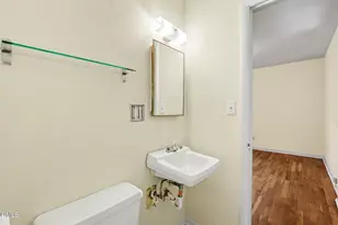212 Valley Park Dr, Chapel Hill, NC 27514 - Photo 18