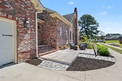 110 Parker Street, Four Oaks, NC 27524 - Photo 32